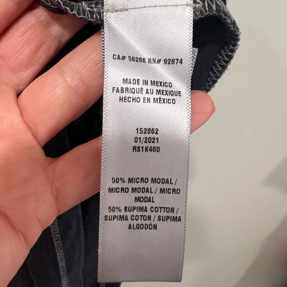 Super soft Splendid cotton t shirt like brand new - Picture 4 of 5